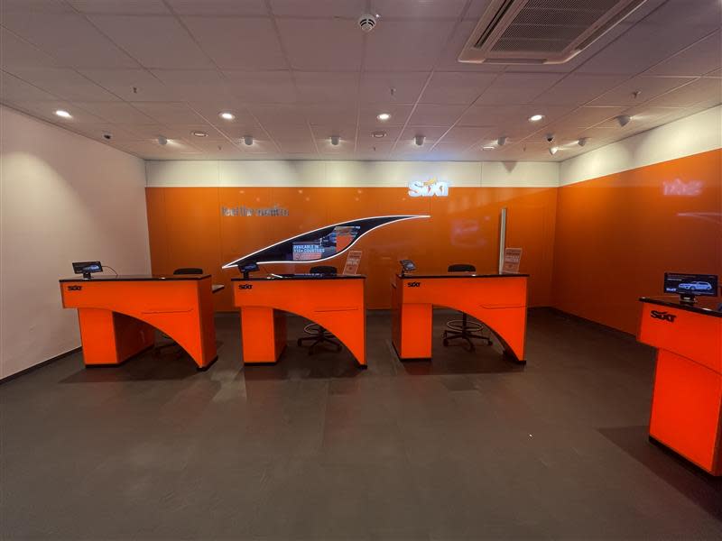 SIXT Autovermietung Stuttgart Zentrum, Lautenschlagerstr. 17 in Stuttgart