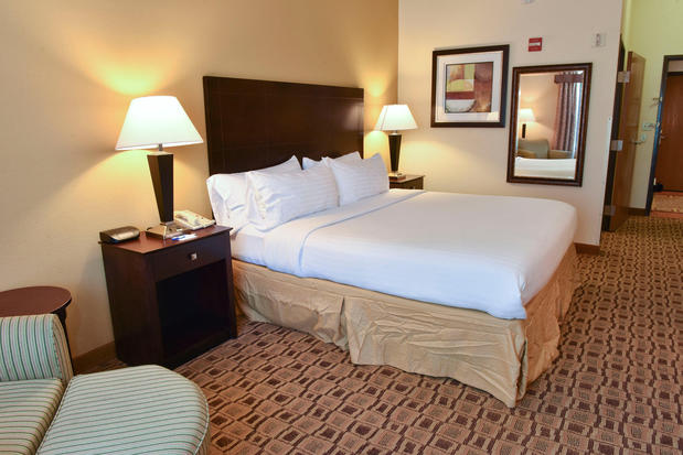 Images Holiday Inn Express Boonville, an IHG Hotel