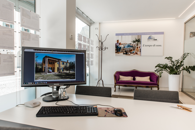 Images Obiettivo Casa Agenzia Immobiliare