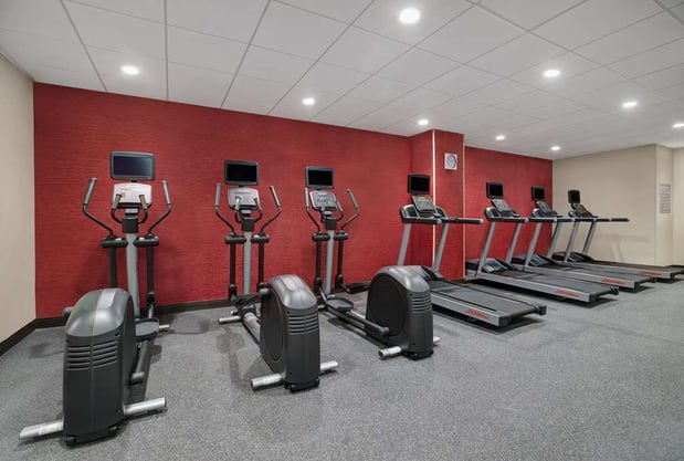 Images Home2 Suites by Hilton Milwaukee Downtown