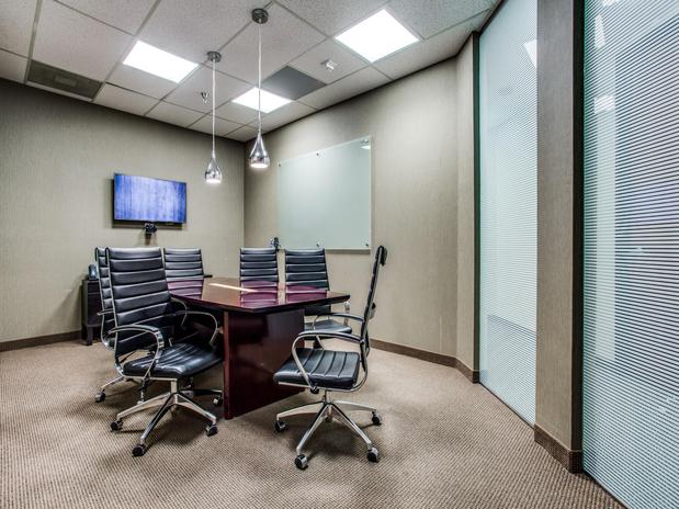 Images Lucid Private Offices Plano - Preston Road