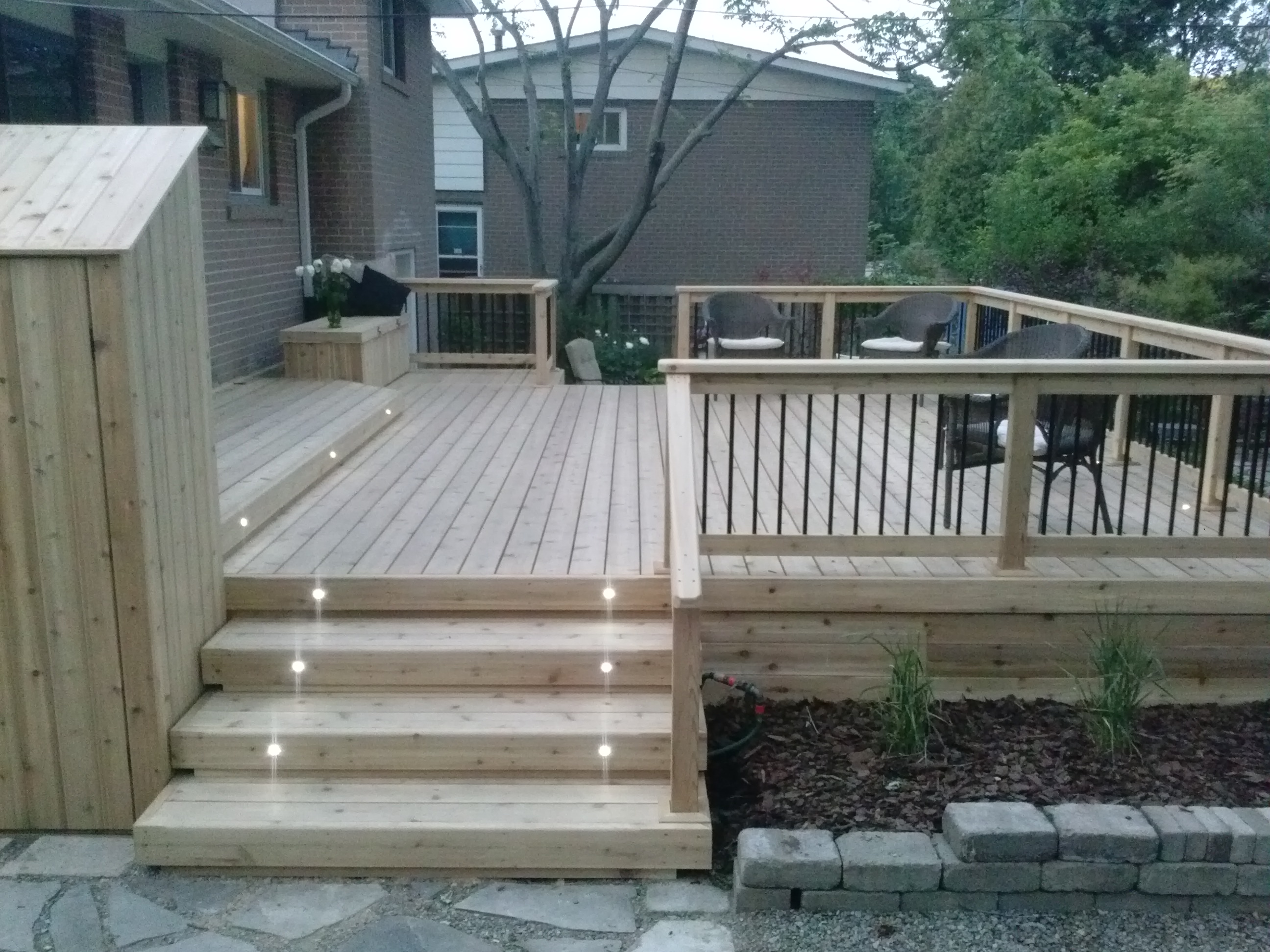 Images M. C. WOOD INC.