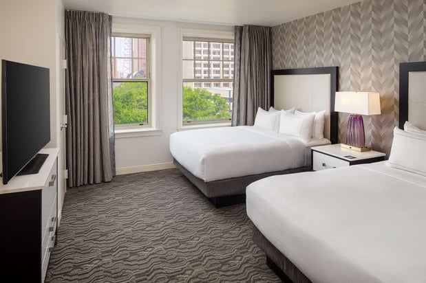 Images DoubleTree Suites by Hilton Hotel Detroit Downtown - Fort Shelby