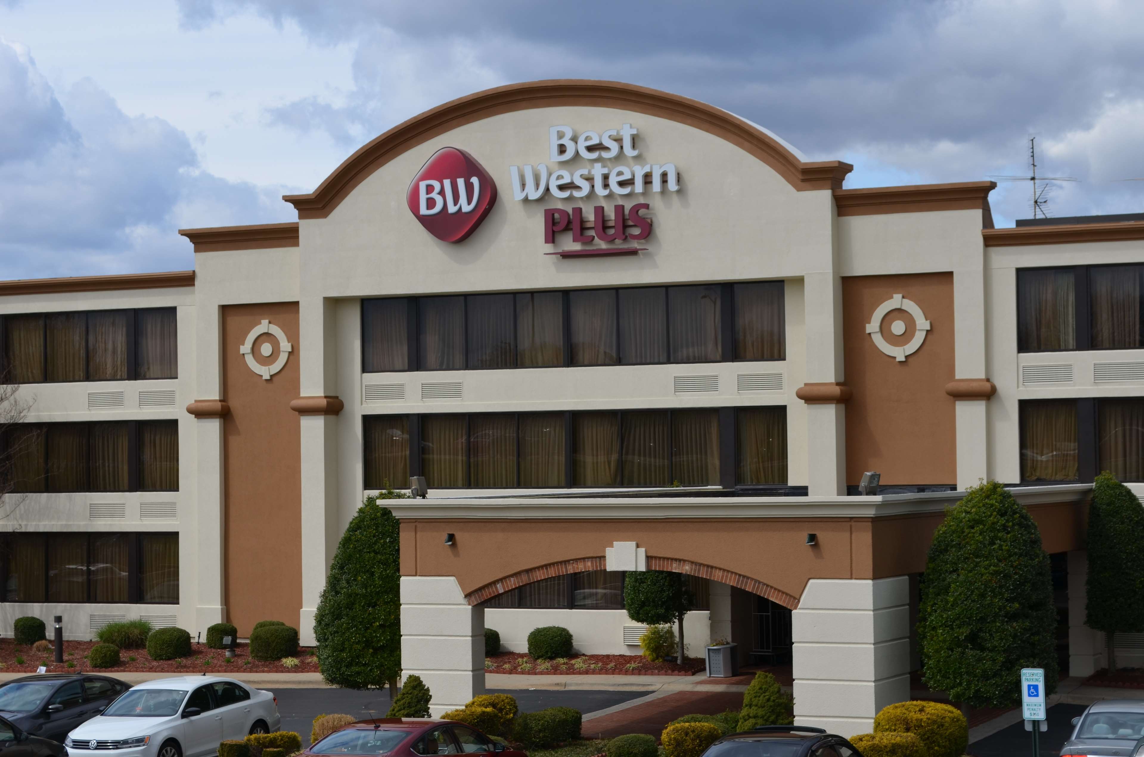 Best Western Plus Charlotte Matthews Hotel  Charlotte North Carolina