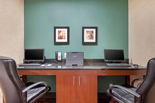 Images Best Western Plus Howe Inn
