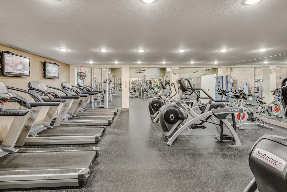 Camden Fair Lakes Apartments Photo