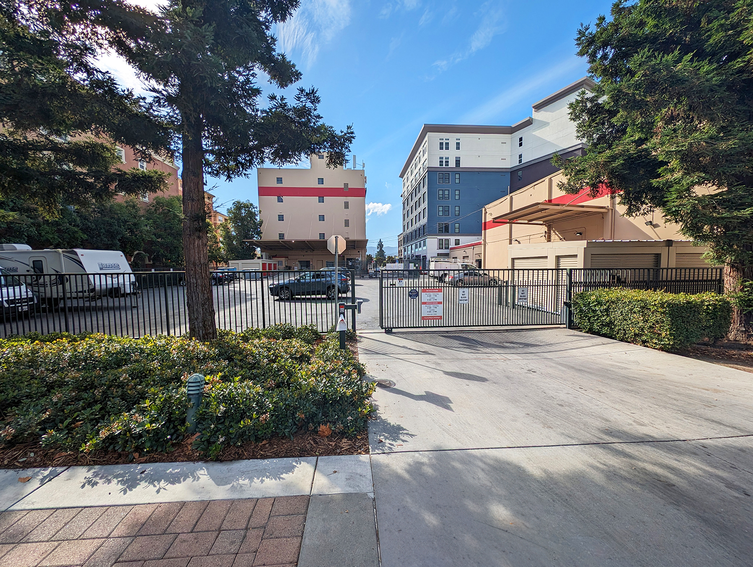 Self Storage Rental Office in Redwood City, CA.