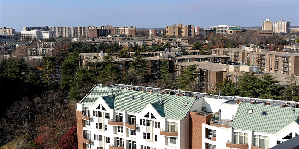 Summit Apartments
