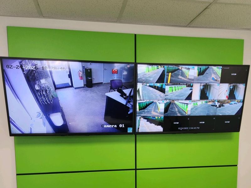 Extra Space Storage Image