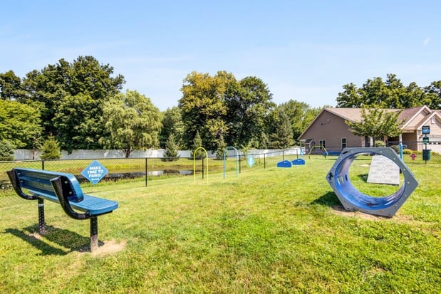 Images Saratoga Crossing Apartments & Townhomes