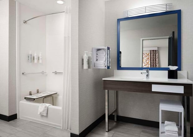 Images Hampton Inn & Suites Dallas-DFW ARPT W-SH 183 Hurst