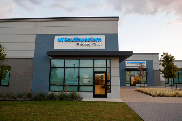 Images UT Southwestern Primary Care at Frisco