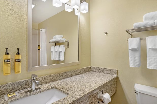 Images Best Western Plus Executive Hotel & Suites