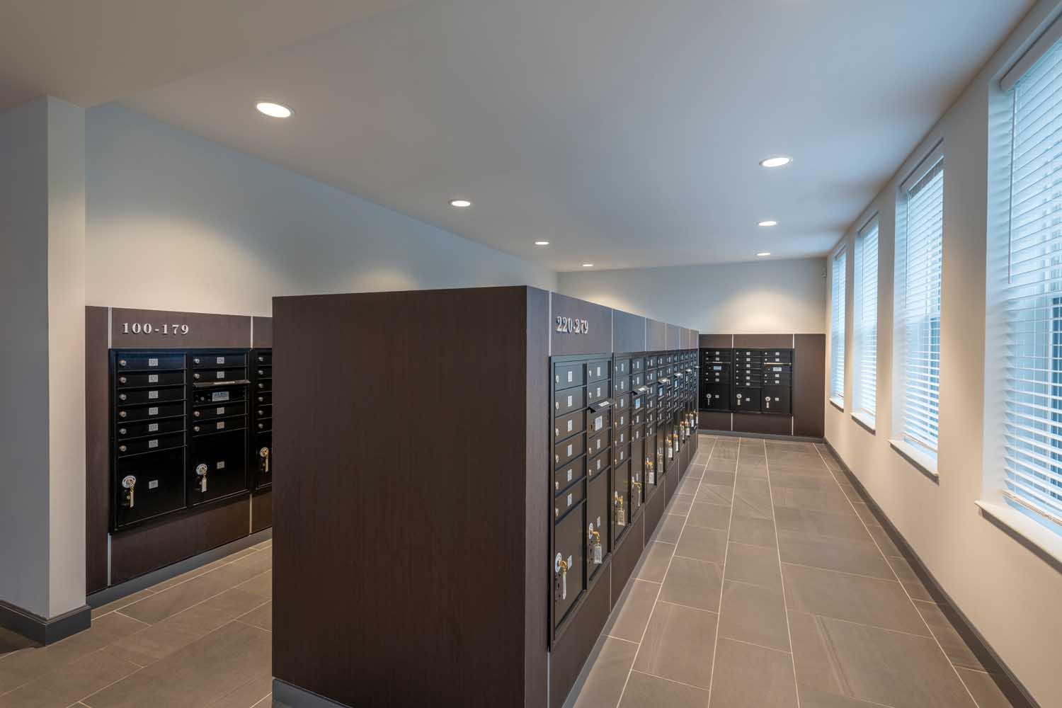 Secure mail lockers at your convenience