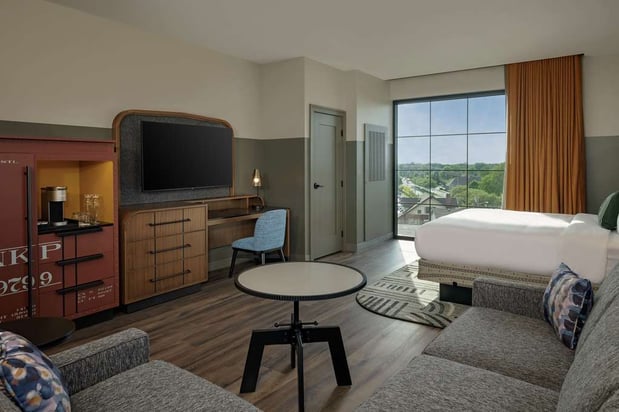 Images Hotel Nickel Plate Fishers, Tapestry Collection by Hilton