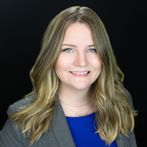 Images Kelly Hoehmann, Bankers Life Agent and Bankers Life Securities Financial Representative