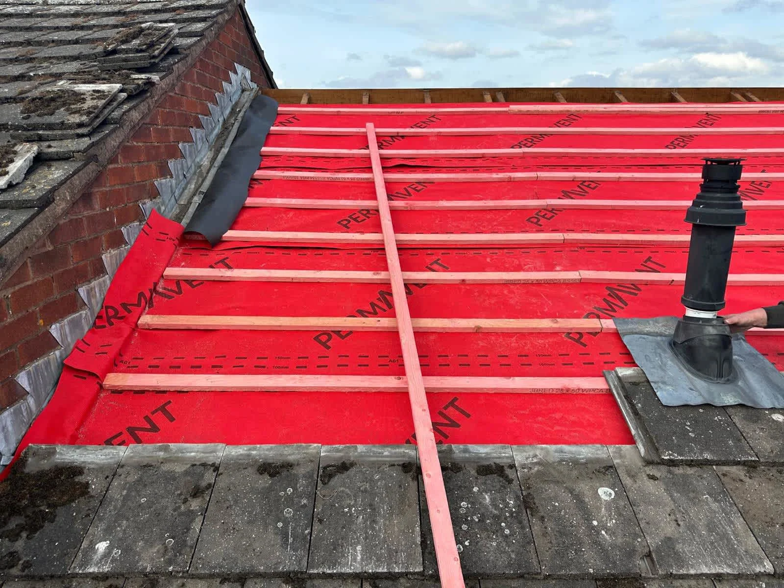 Images RedLine Roofing & Homes Ltd