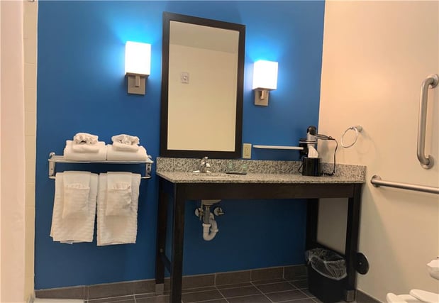 Images SureStay by Best Western Cambridge