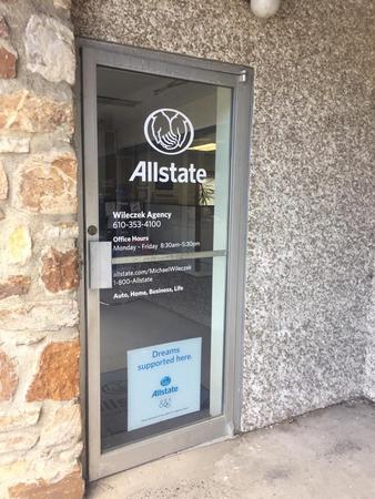 Images Michael Wileczek: Allstate Insurance