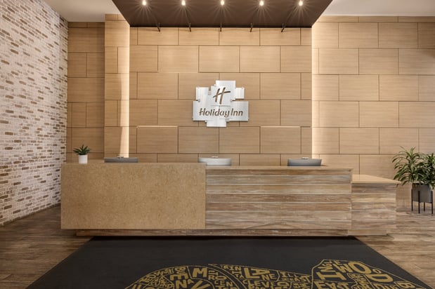 Images Holiday Inn & Suites Nashville Downtown - Broadway by IHG