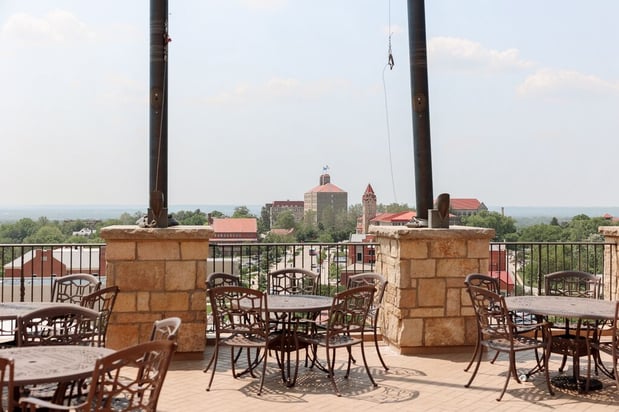 Images The Nest on Ninth - CLOSED