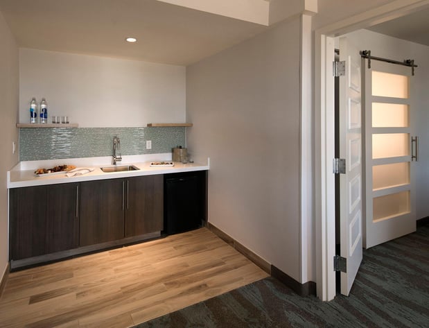 Images Crowne Plaza Ventura Beach by IHG