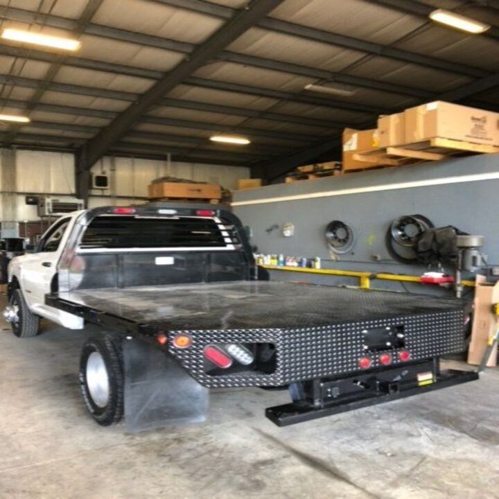 Images Thompson Metal Services  Inc.