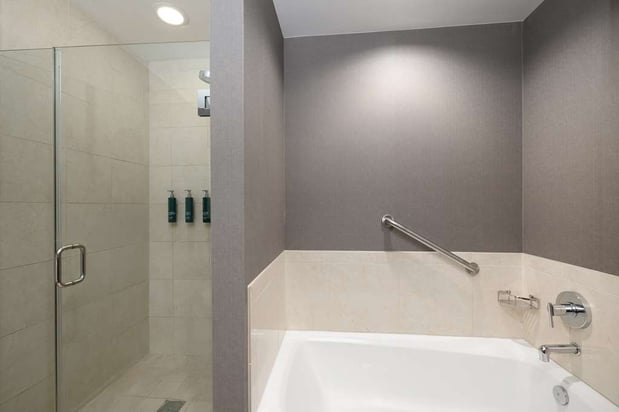 Images Hilton Promenade at Branson Landing