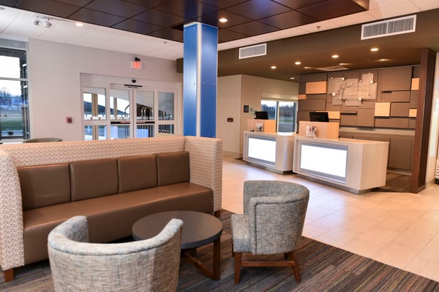 Images Holiday Inn Express & Suites Madisonville by IHG