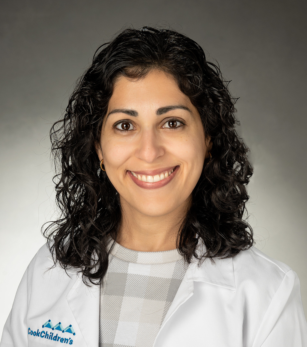 Headshot of Dr. Tina Manshadi