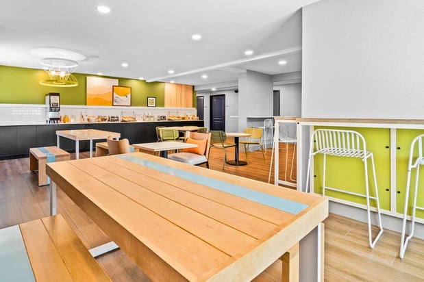 Images Spark by Hilton Modesto