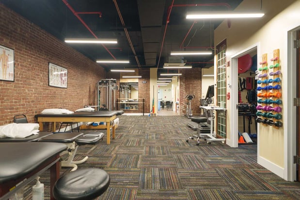 Images MOTION Sports Medicine - Astoria