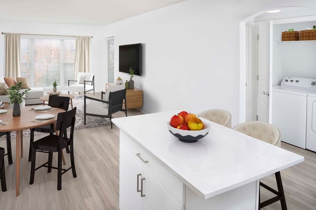 Images Camden Grandview Apartments and Townhomes
