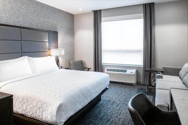 Images Staybridge Suites Boston-Quincy, an IHG Hotel