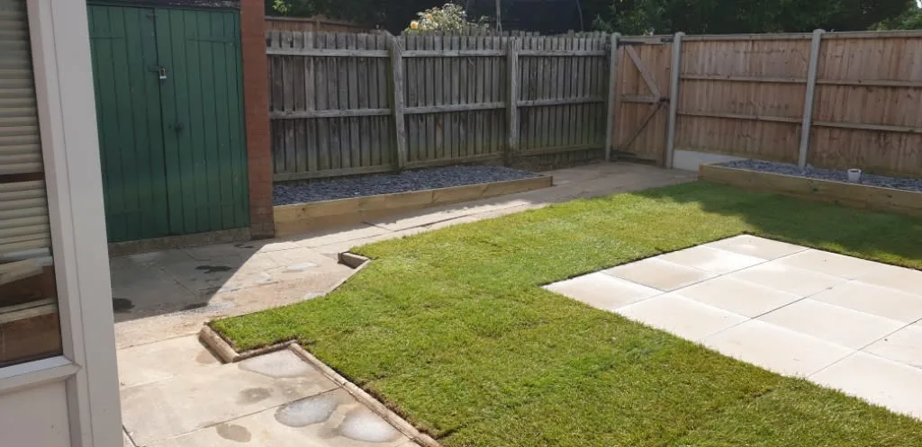 Images Kingston Views Landscaping