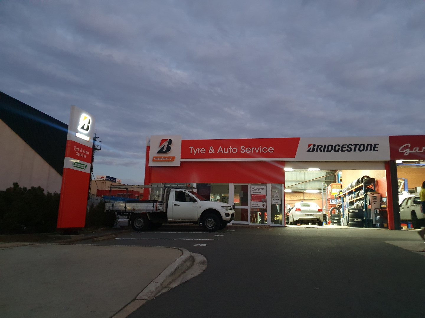 Images Bridgestone Select Tyre & Auto Phillip