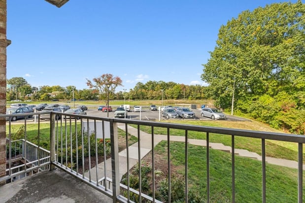 Images Briarwood Apartments