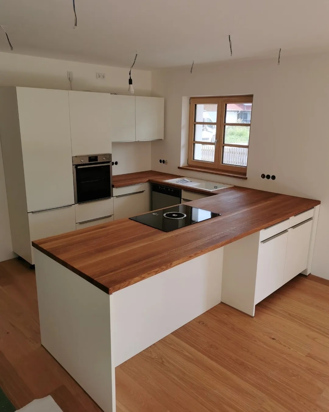 Schreinerei und Küchenstudio Tscheil, Königbergstr. 9 in Sindelsdorf