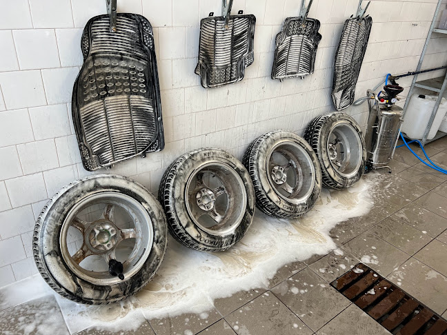 Images MAX CAR WASH GYŐR