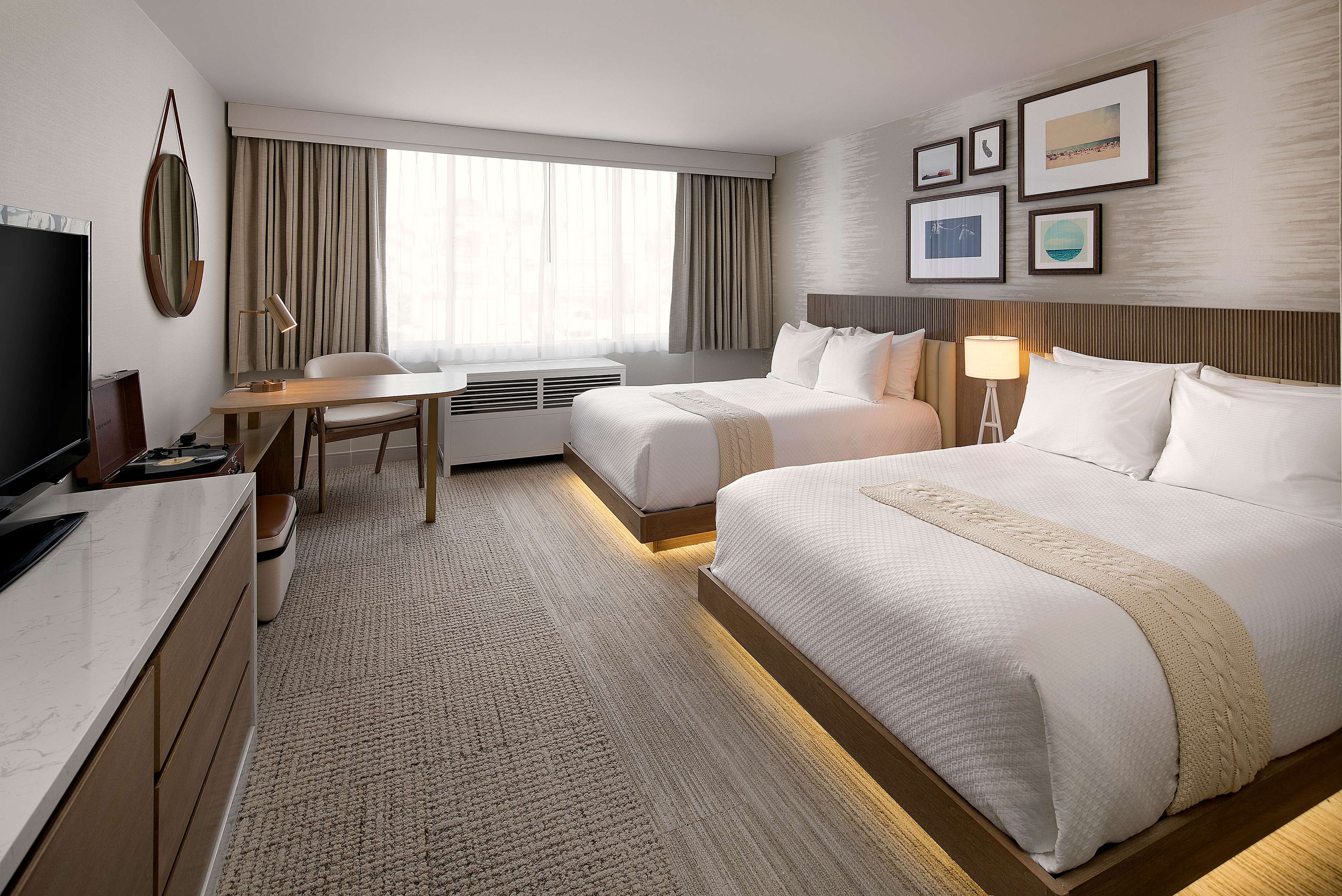 Two bedroom suite. Манхэттен отели. 1015 1st St, Manhattan Beach, CA 90266, США.