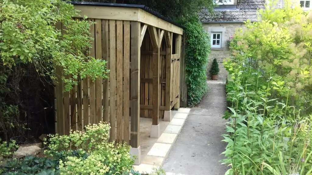 Images Milan Fencing & Landscaping