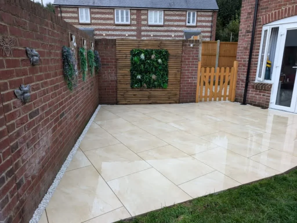 Images P.G.Dunn Tree & Landscaping Ltd