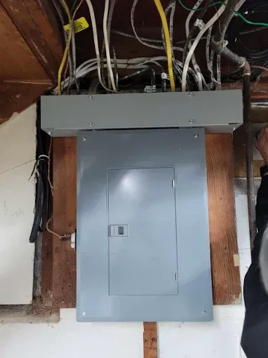 Torchia Electric Image