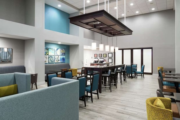 Images Hampton Inn & Suites Panama City Beach-Pier Park Area