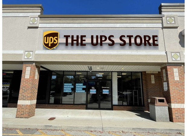 Images The UPS Store