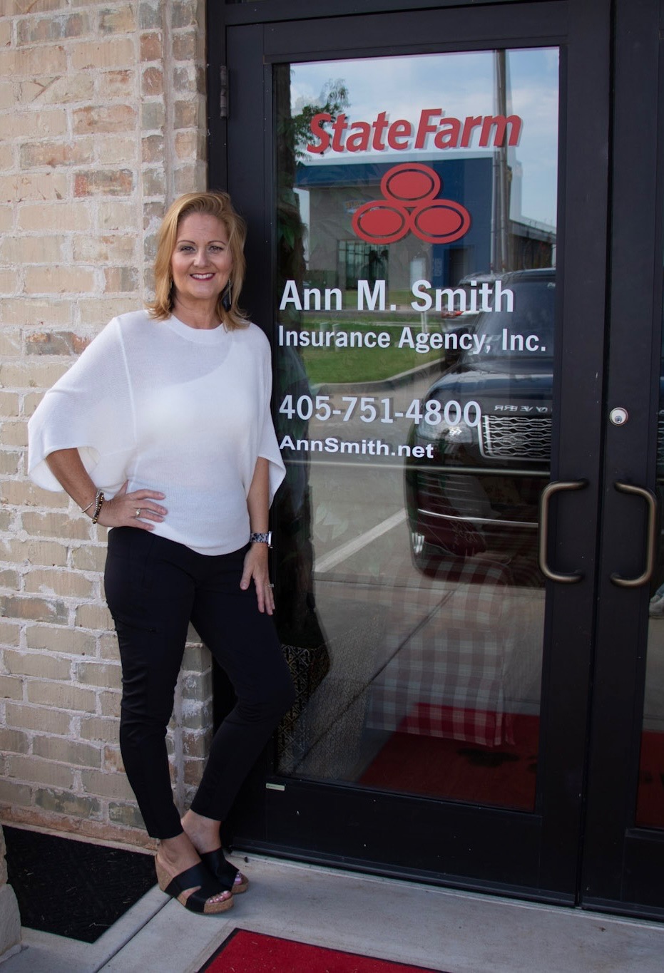 Come and knock on our door, we've been waiting for you to come in and get a free quote from us! 