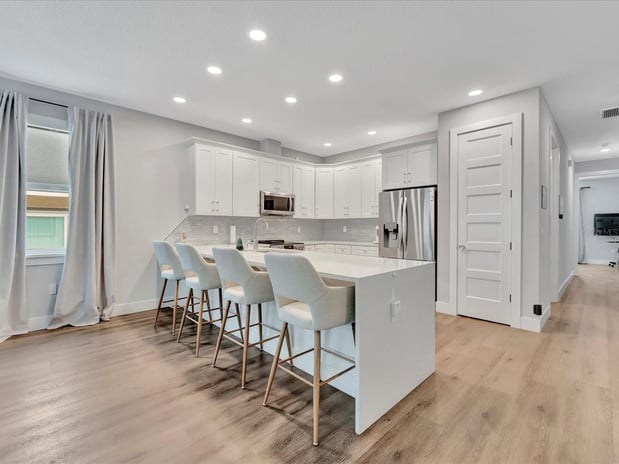 Images Christopher Johnson Realtor