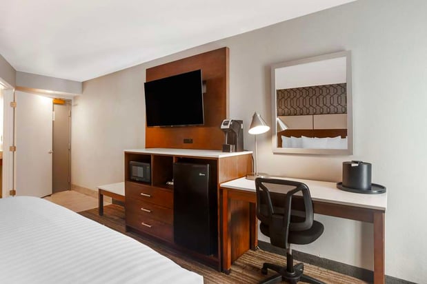 Images Best Western Plus Commerce Hotel