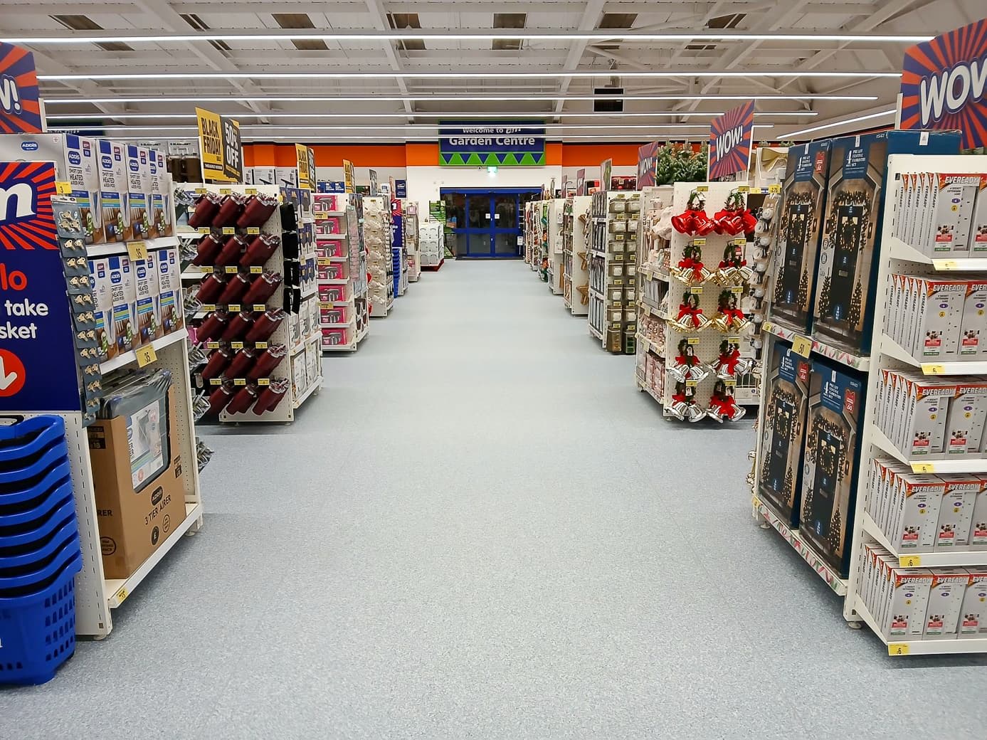 Images B&M Home Store with Garden Centre