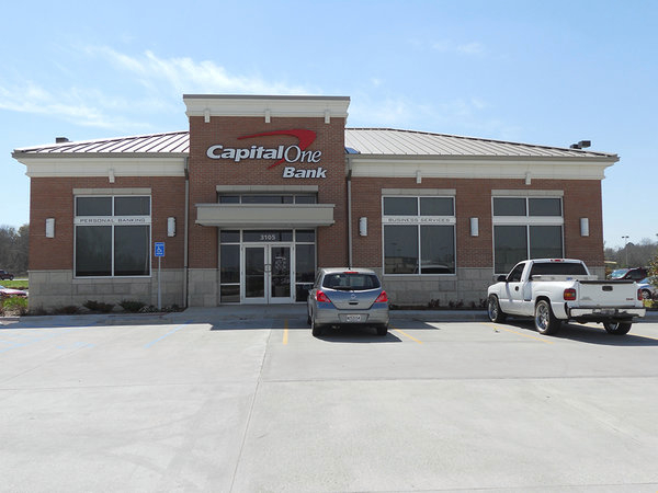 Images Capital One Bank - Closed